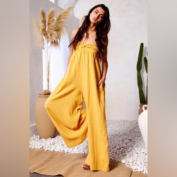 Wide leg jumpsuit - Picture 2 of 4